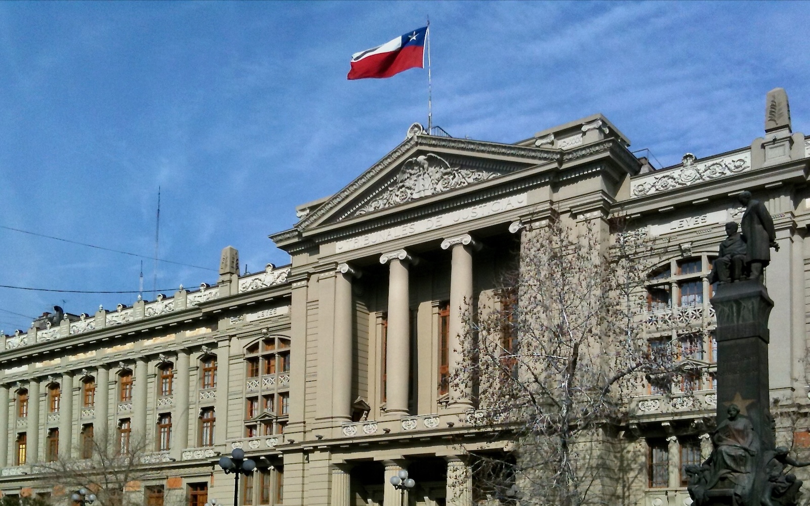 Nuevo escándalo de soborno: ¿se compraron sentencias judiciales a favor de «Dominga»?